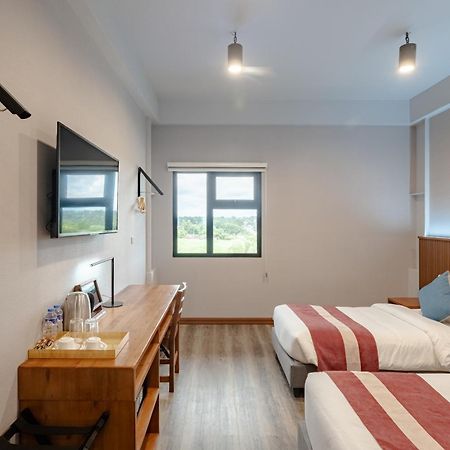 Kekehyu Business Hotel Valencia  Buitenkant foto