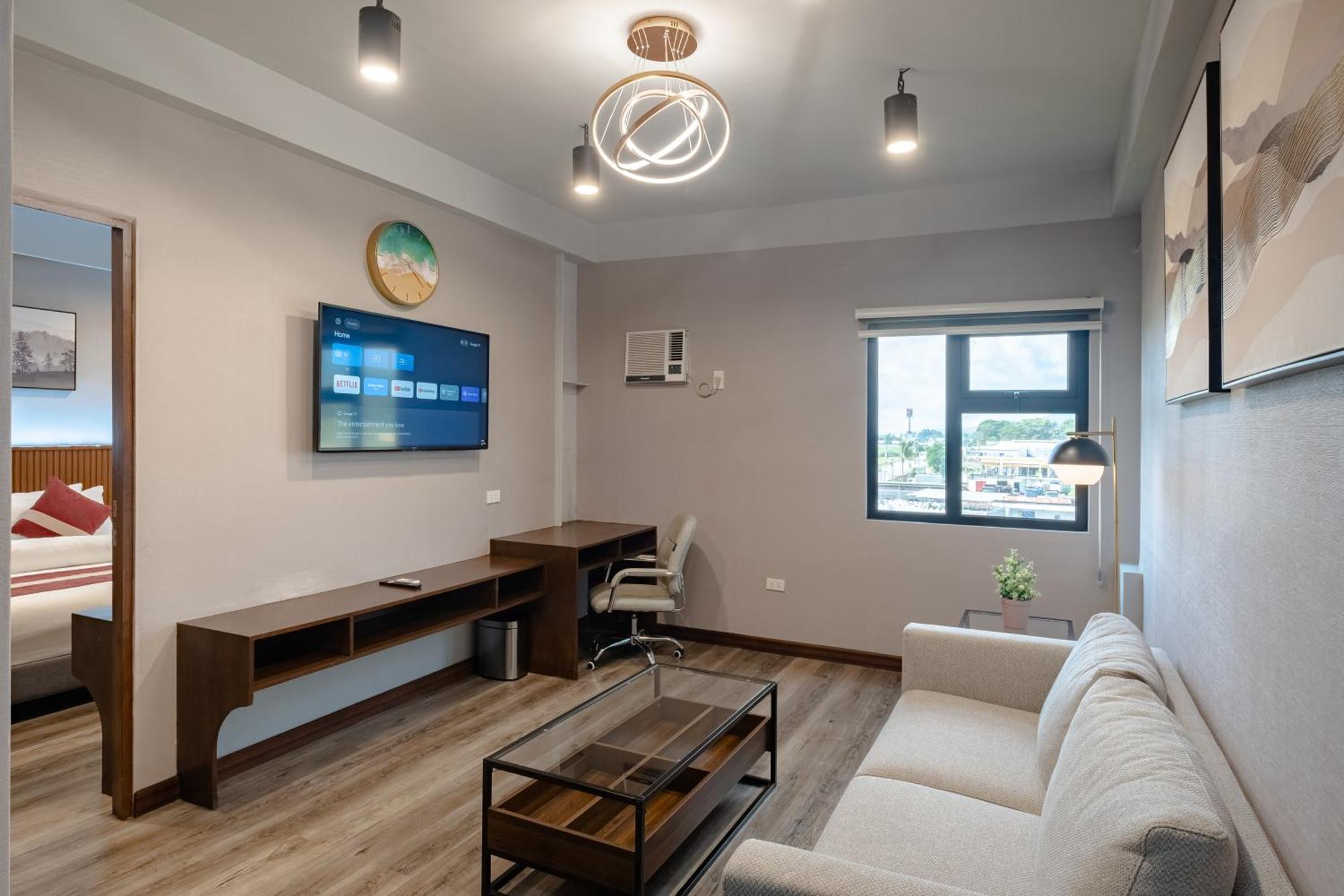 Kekehyu Business Hotel Valencia  Buitenkant foto